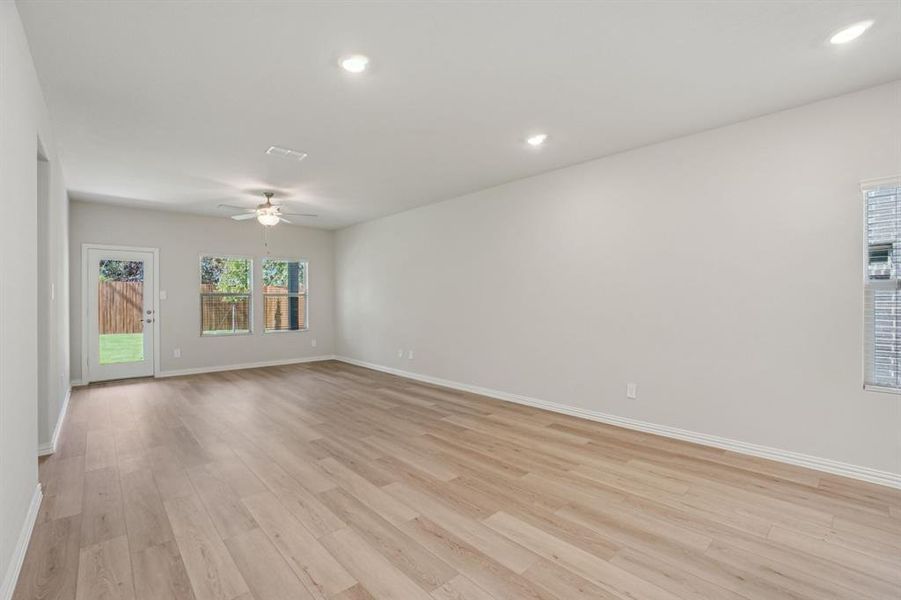 Photo is not of the actual home, but is an inspirational photo of builder’s model home and may depict options, furnishings, and/or decorator features that are not included.