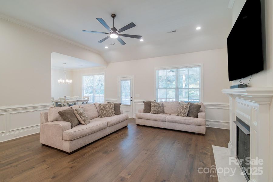 Furnished interior view inside a new home in , Florence (Image 10).