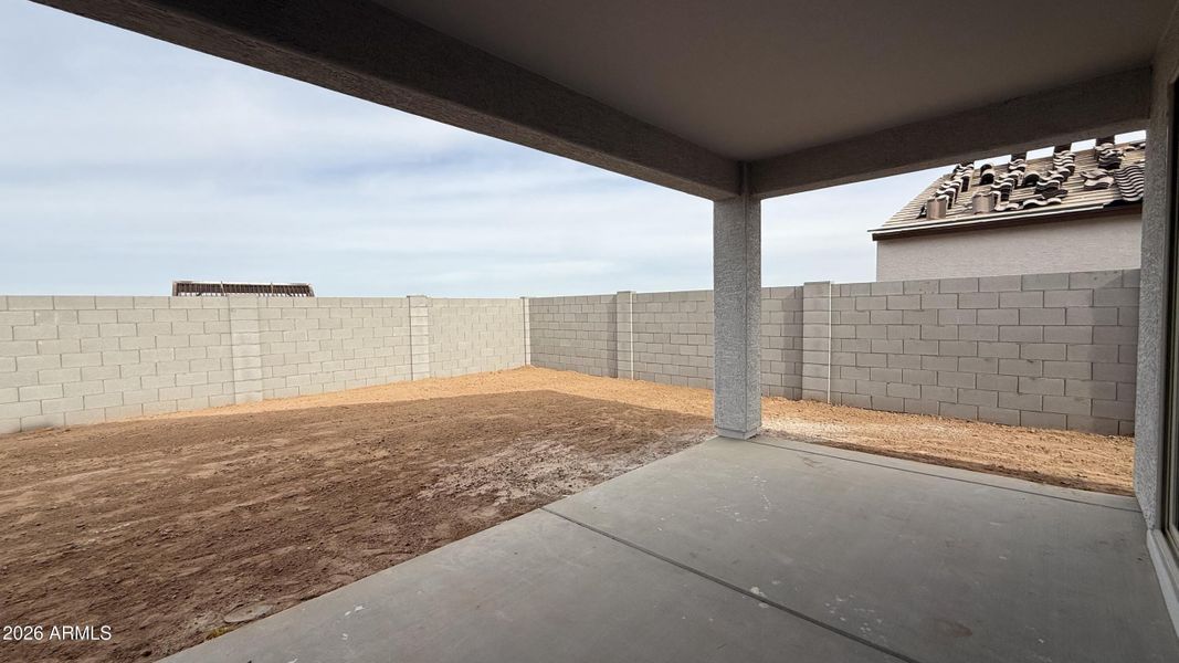 025 - Covered Patio