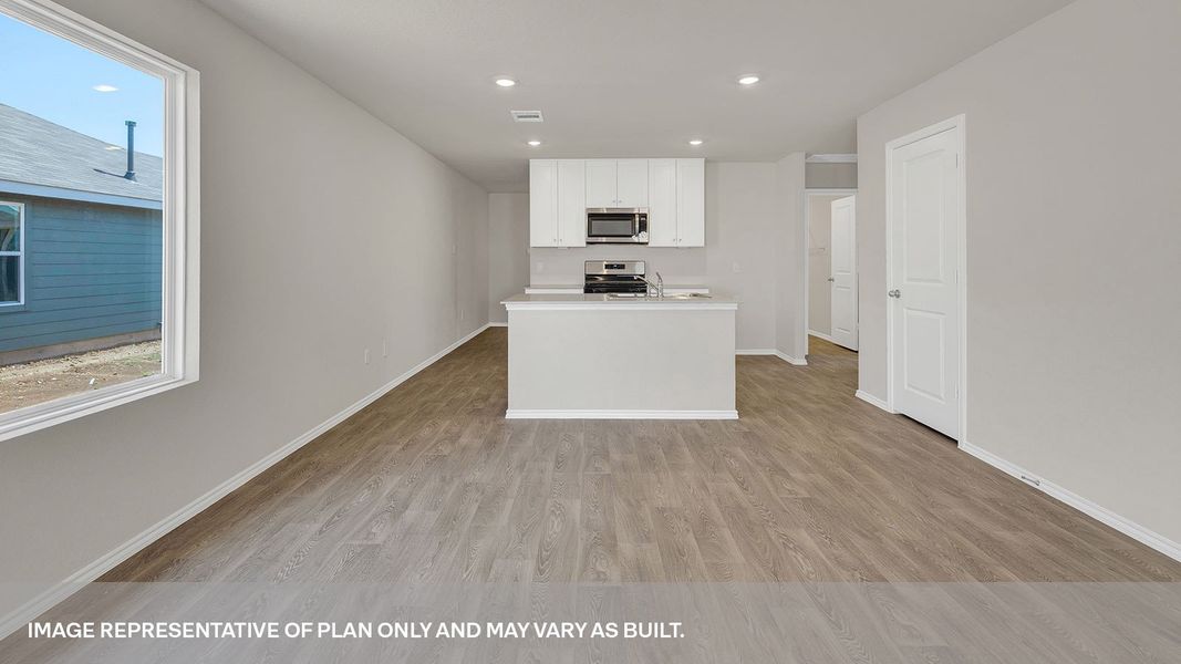 Representative unfurnished interior of a home built from the The Barton by D.R. Horton in Spring Valley, New Braunfels (Image 18).