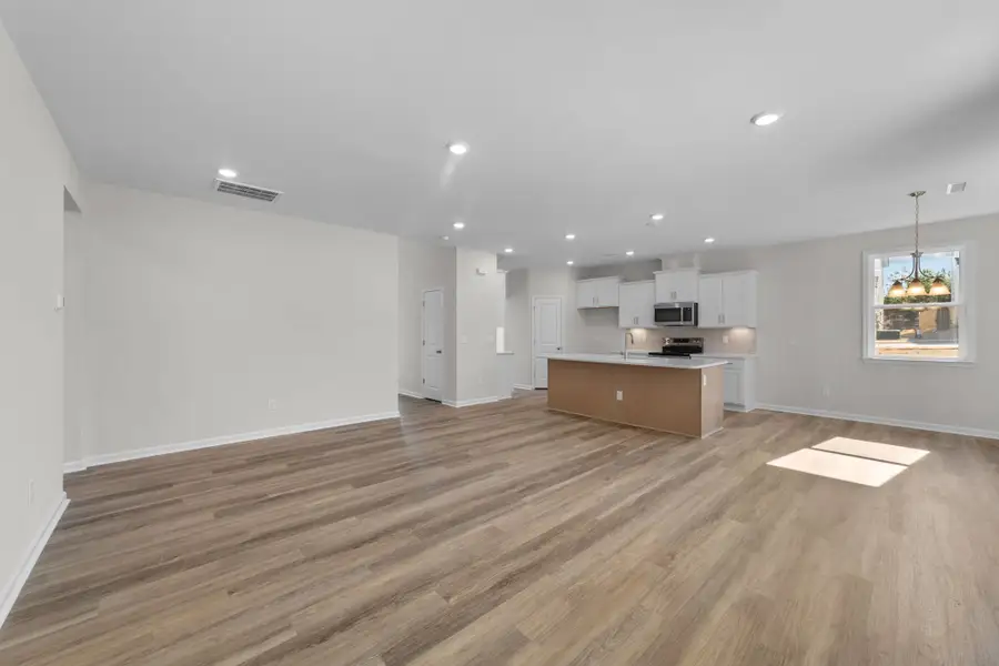 Spacious, unfurnished interior of a new home in Neill's Pointe, Angier (Image 17).