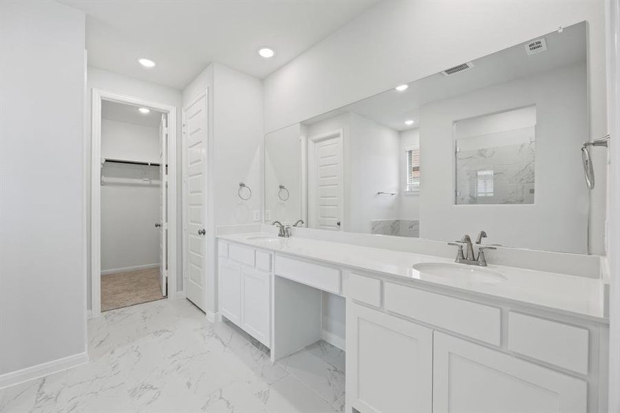 Furnished interior view inside a new home in Tinsley Meadows, Van Alstyne (Image 7). Furnished interior view inside a new home in Tinsley Meadows, Van Alstyne (Image 7).