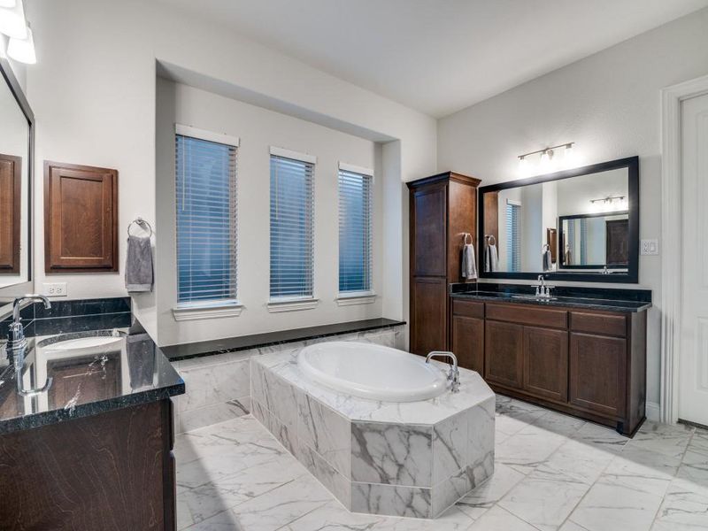 Furnished interior view inside a new home in , Wylie (Image 13). Furnished interior view inside a new home in , Wylie (Image 13).