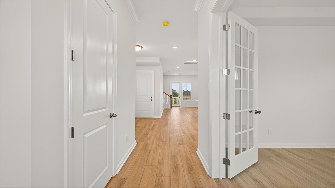 Spacious, unfurnished interior of a new home in Park Circle Single Family Homes, North Charleston (Image 17).
