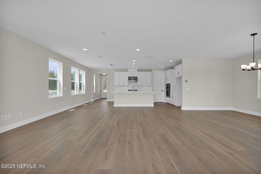 Spacious, unfurnished interior of a new home in Seabrook Village at Nocatee, Ponte Vedra (Image 38).
