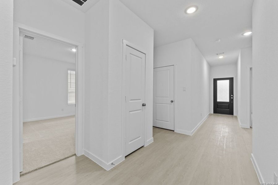 Spacious, unfurnished interior of a new home in Brookmill, San Antonio (Image 28). Spacious, unfurnished interior of a new home in Brookmill, San Antonio (Image 28).