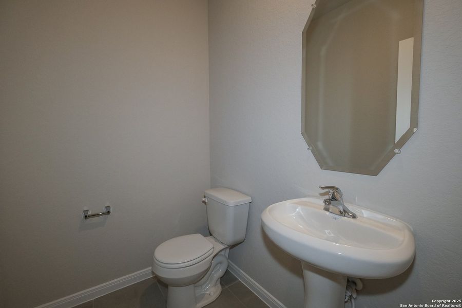 Furnished interior view inside a new home in Paloma Park, Converse (Image 7).