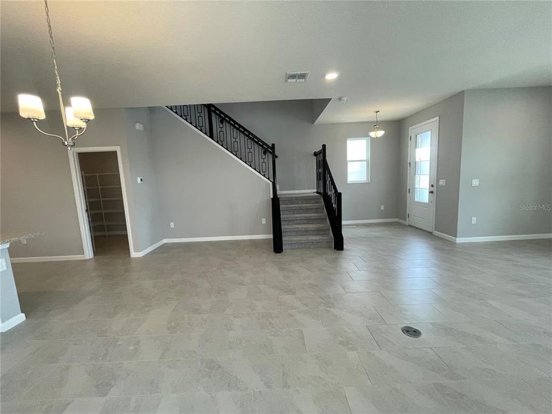 Spacious, unfurnished interior of a new home in Center Lake on the Park, St. Cloud (Image 60).