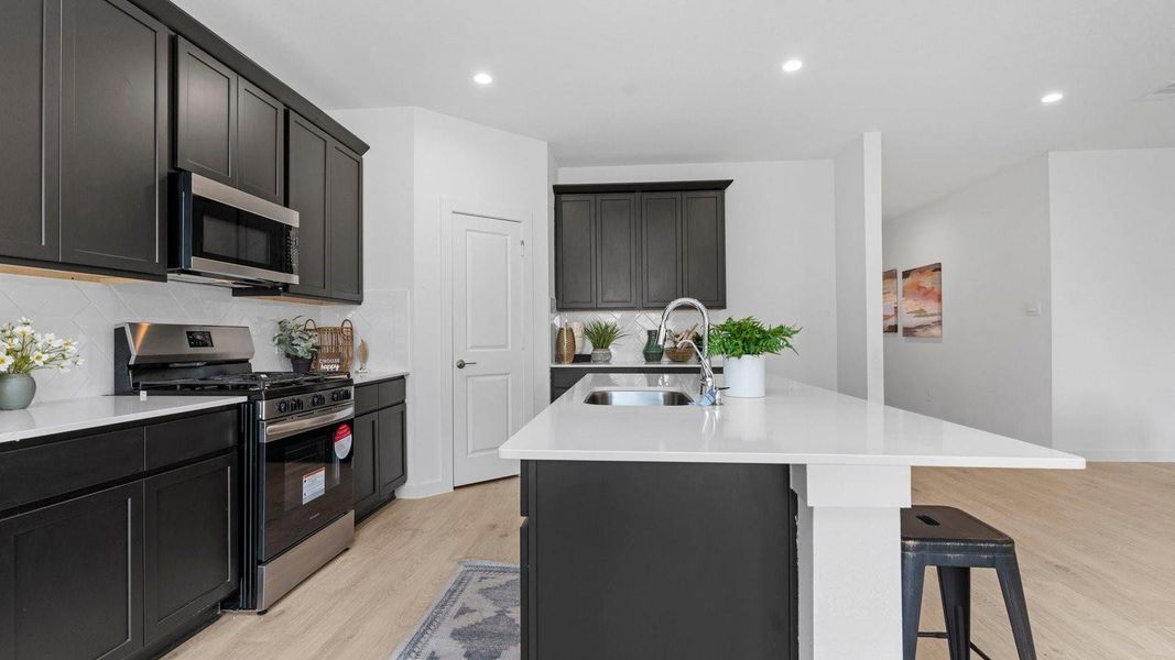 *Images and 3D tour are for illustration only and options may vary from home as built. *Images and 3D tour are for illustration only and options may vary from home as built.