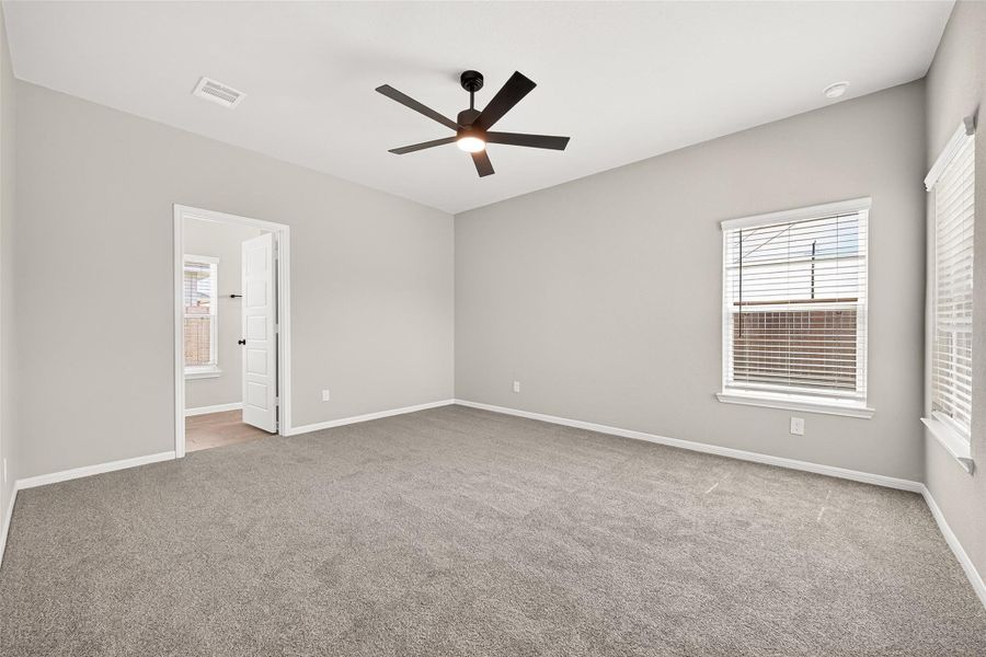 Spacious, unfurnished interior of a new home in La Segarra, Brookshire (Image 33). Spacious, unfurnished interior of a new home in La Segarra, Brookshire (Image 33).