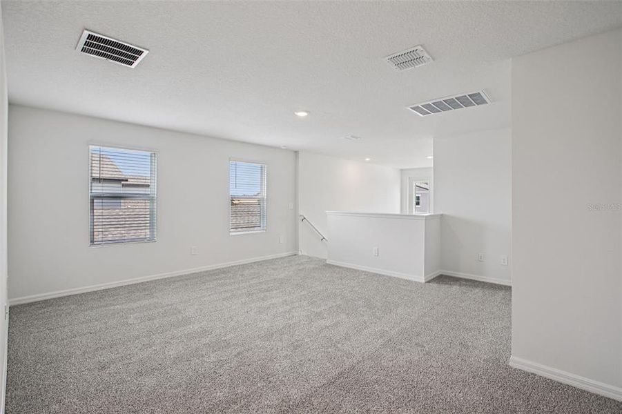 Spacious, unfurnished interior of a new home in Two Rivers - Premier Series, Zephyrhills (Image 34).