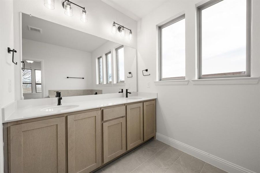 1024 Wheatland- Primary Suite-4