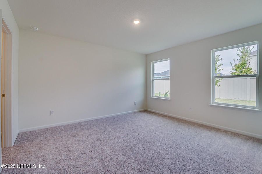 Spacious, unfurnished interior of a new home in Stonecrest, St. Johns (Image 19).