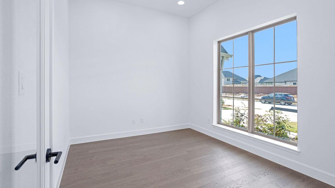 Spacious, unfurnished interior of a new home in Evergreen 70', Conroe (Image 11). Spacious, unfurnished interior of a new home in Evergreen 70', Conroe (Image 11).