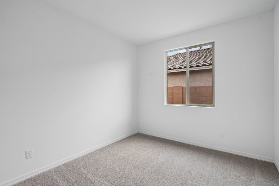 Spacious, unfurnished interior of a new home in Rancho Mercado, Surprise (Image 35).