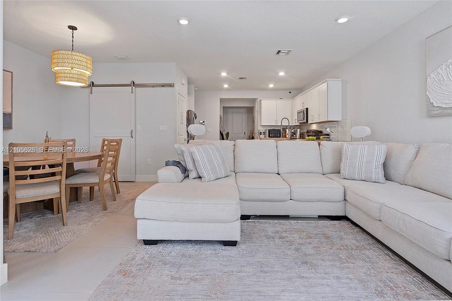 Furnished interior view inside a new home in , Pembroke Pines (Image 20).
