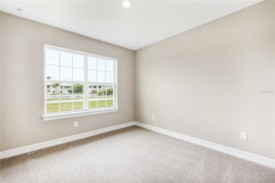 Spacious, unfurnished interior of a new home in Burnt Store Village, Punta Gorda (Image 18).