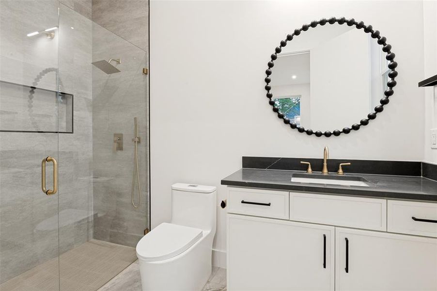 Furnished interior view inside a new home in , Dallas (Image 30).