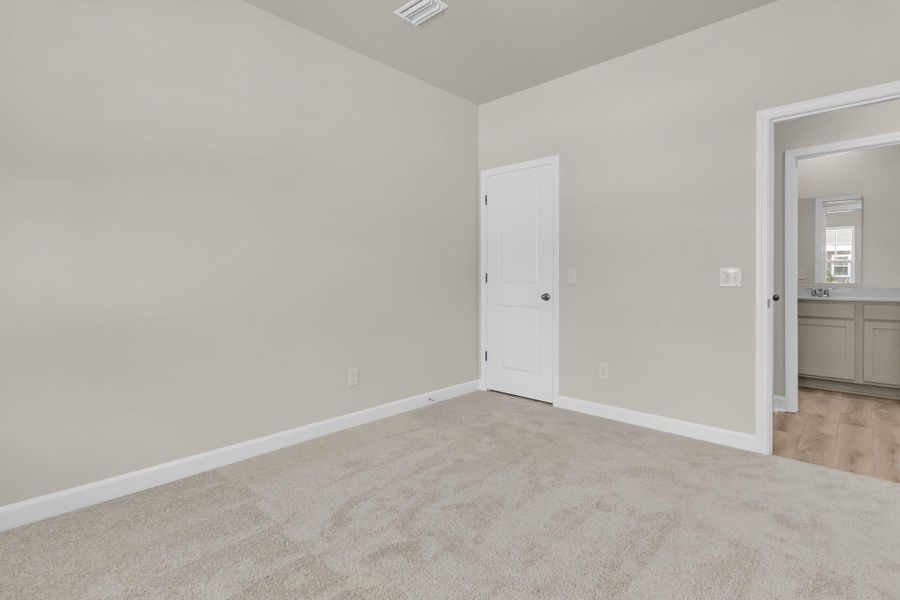 Spacious, unfurnished interior of a new home in , Summerville (Image 27). Spacious, unfurnished interior of a new home in , Summerville (Image 27).