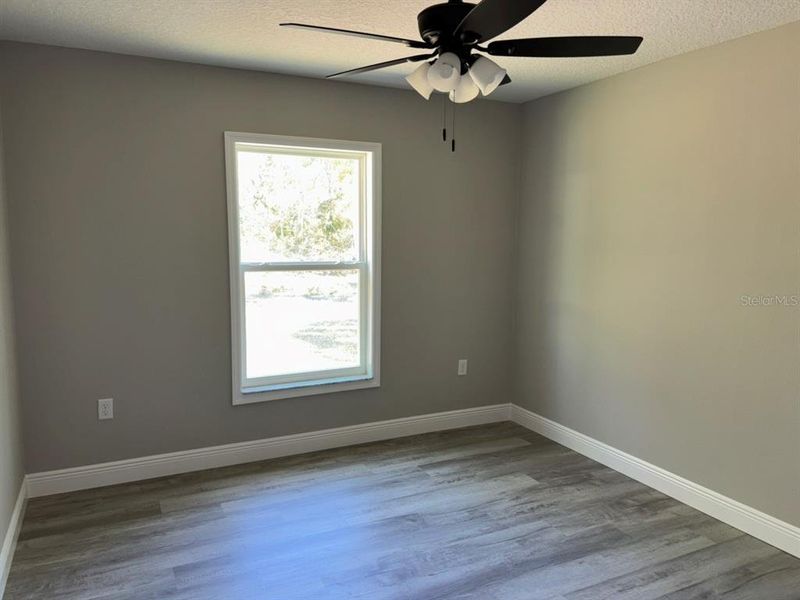 Spacious, unfurnished interior of a new home in , Dunnellon (Image 14).
