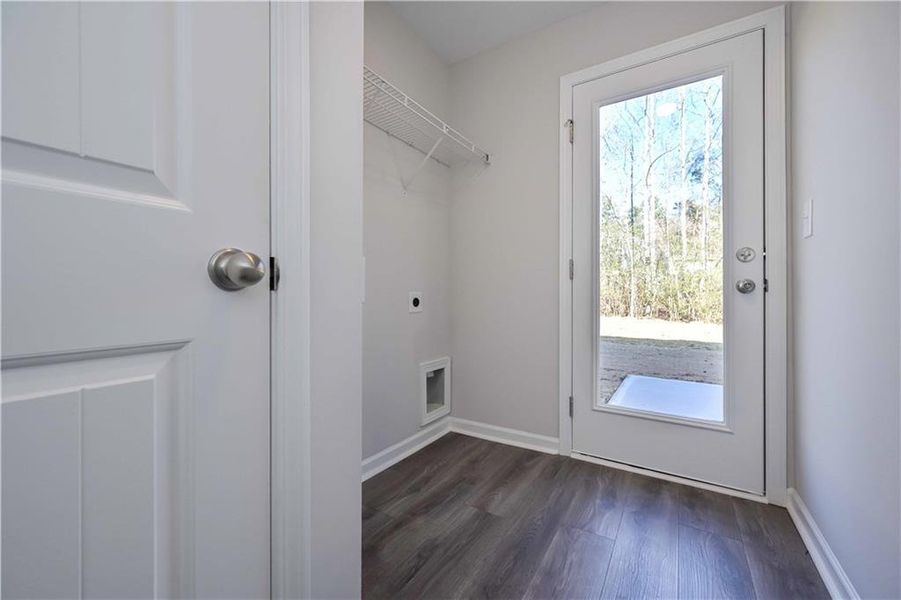 Spacious, unfurnished interior of a new home in , Villa Rica (Image 27). Spacious, unfurnished interior of a new home in , Villa Rica (Image 27).