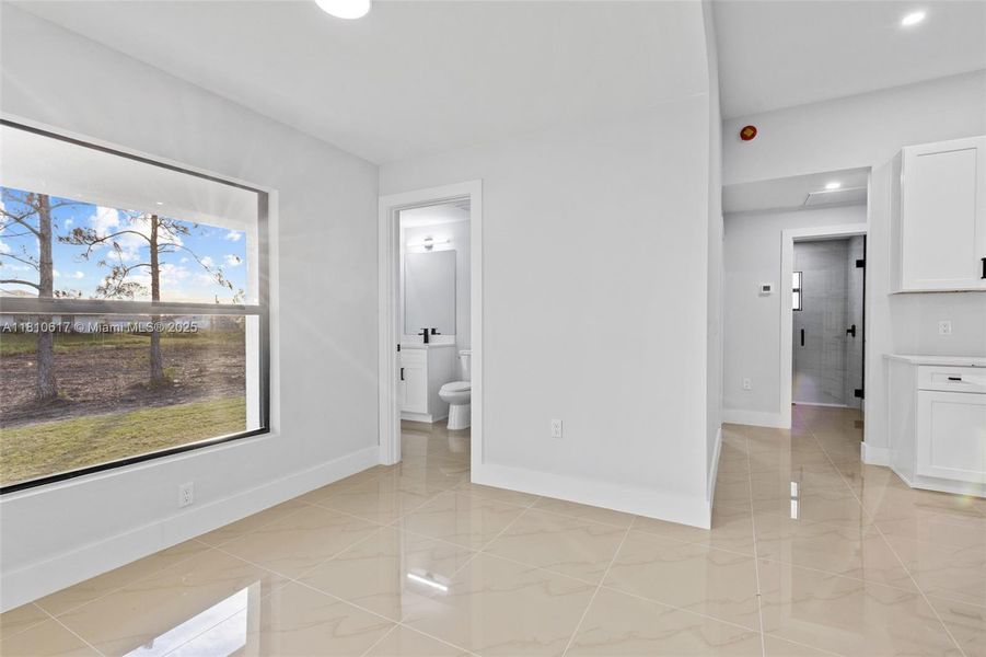 Spacious, unfurnished interior of a new home in , Lehigh Acres (Image 20). Spacious, unfurnished interior of a new home in , Lehigh Acres (Image 20).