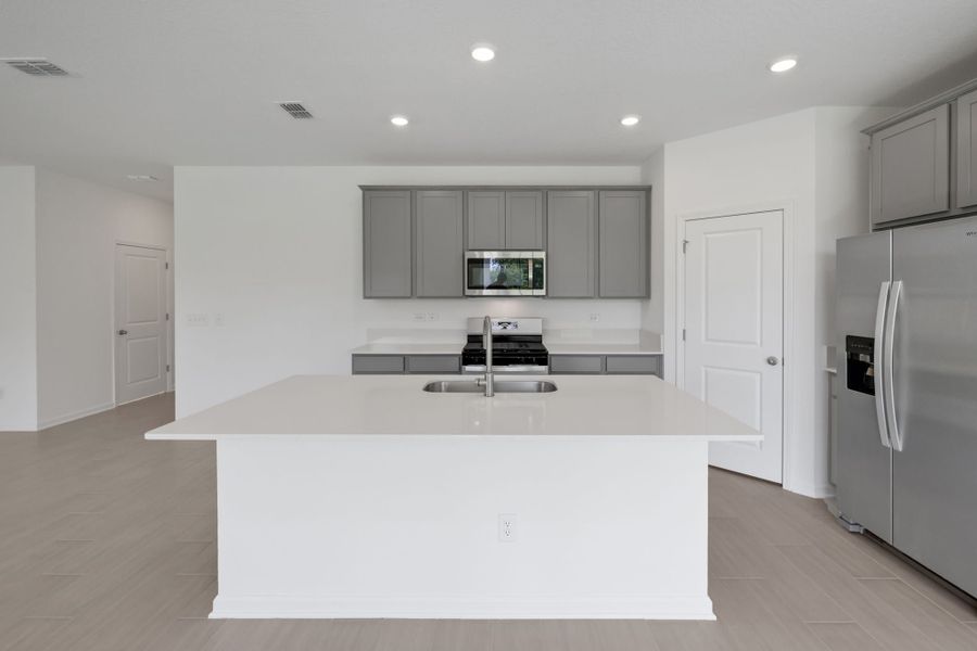 4br New Home in Green Cove Springs, FL.  - Slide 8