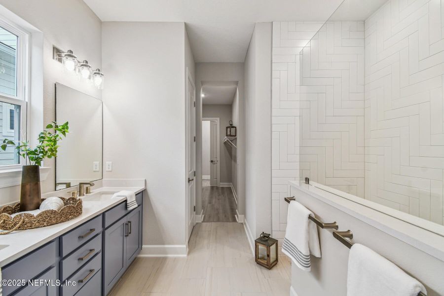 Furnished interior view inside a new home in Seabrook Village 40’ Rear Entry, Nocatee (Image 18).