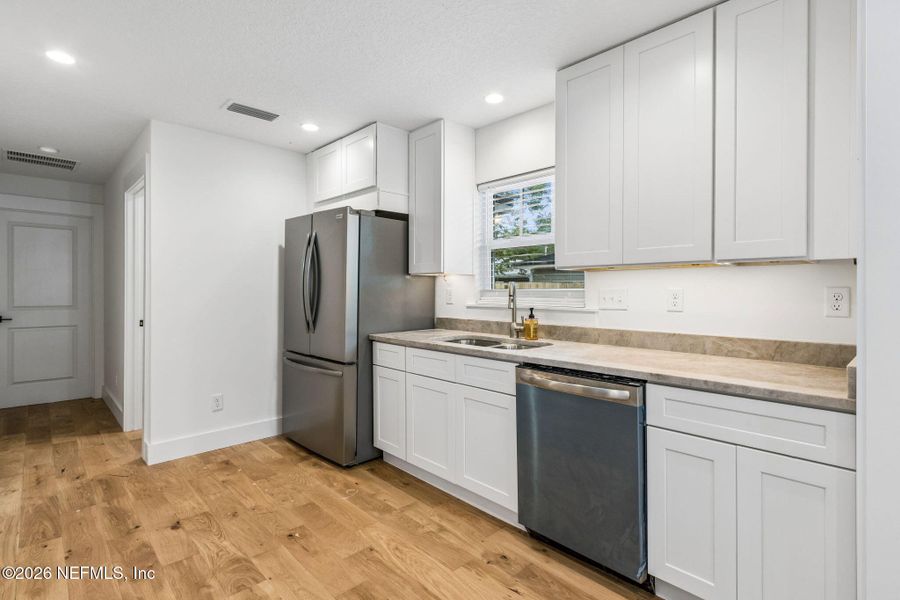 Furnished interior view inside a new home in , Jacksonville (Image 7).