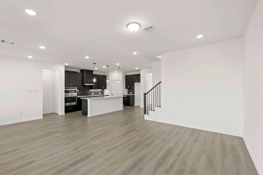 Open Kitchen-Living-Dining Room Open Kitchen-Living-Dining Room