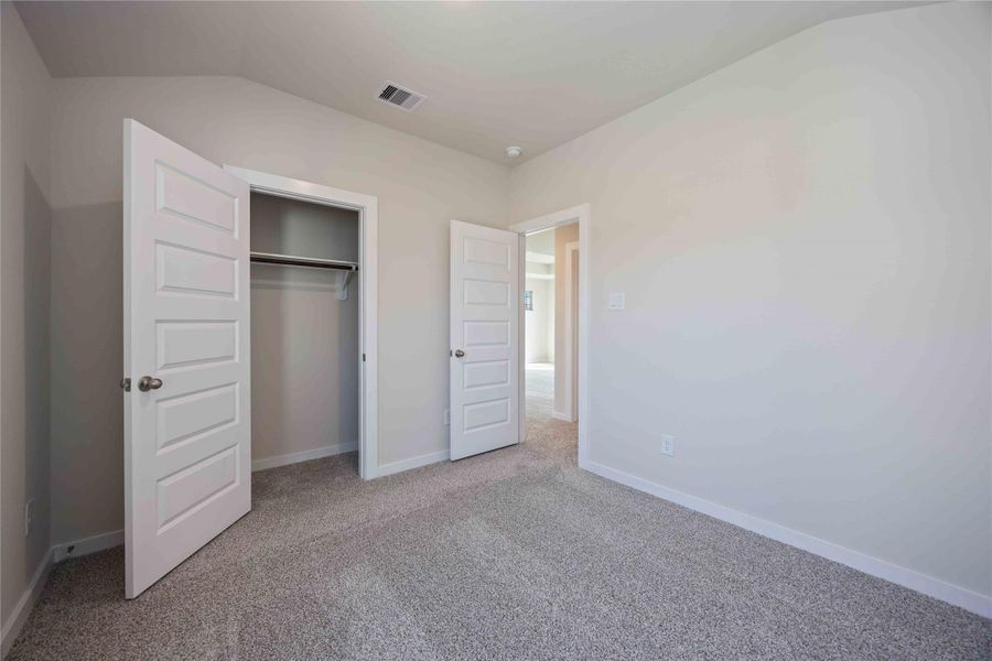 Spacious, unfurnished interior of a new home in The Villages at Westpointe, Dayton (Image 23).