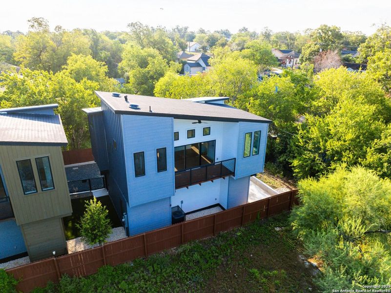 Image 33 of a home in . Image 33 of a home in .