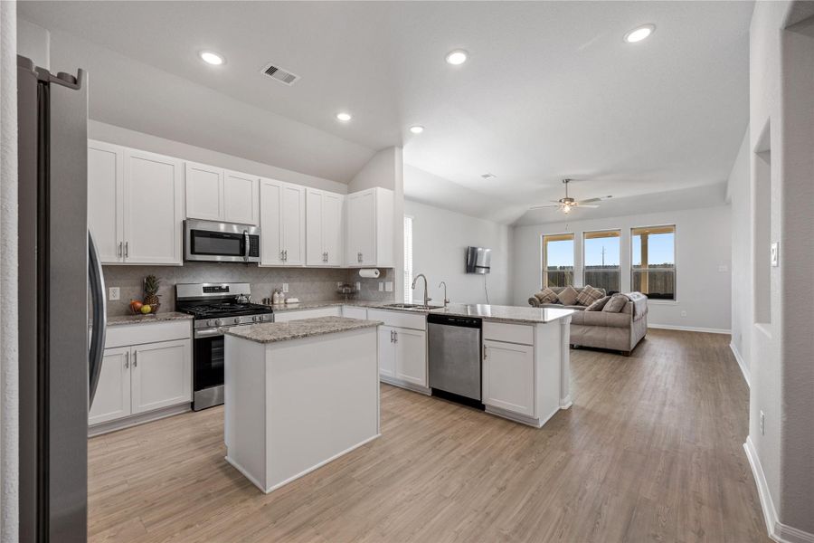 Furnished interior view inside a new home in , Texas City (Image 20).