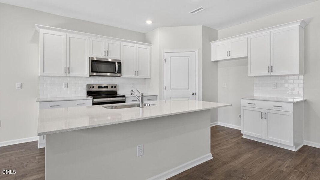 swift-creek-lot-13-033