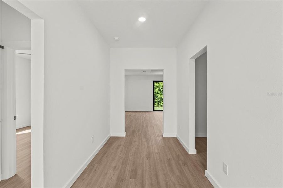 Spacious, unfurnished interior of a new home in , Punta Gorda (Image 8).