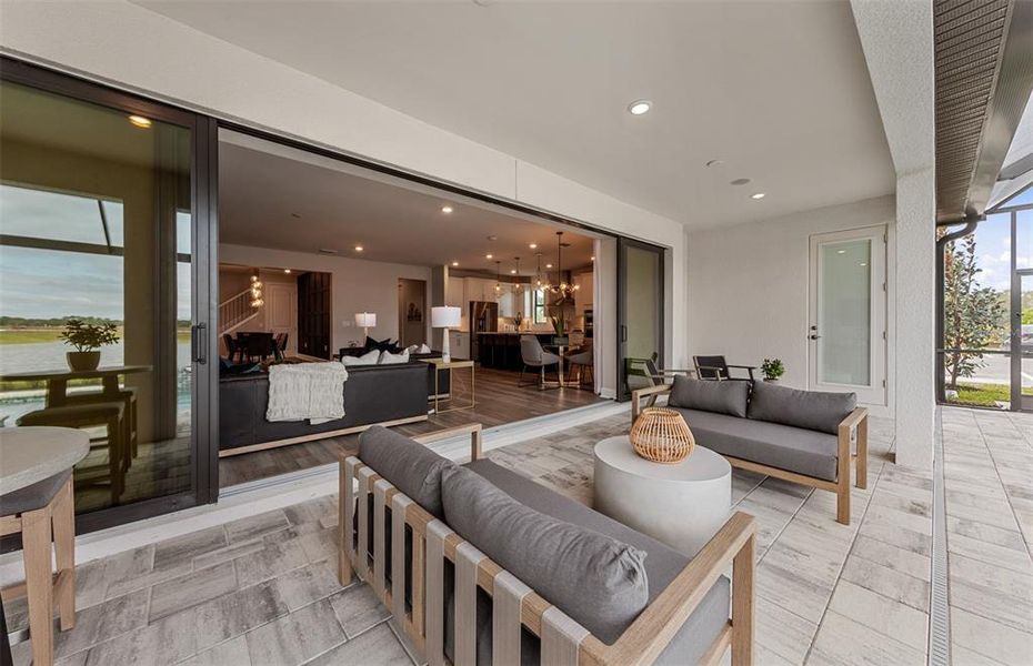 Exterior details and patio area of a home in Reagan Landing, Bradenton (Image 3).