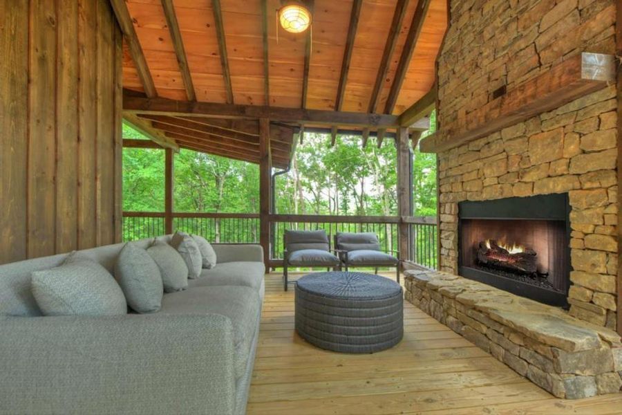 Image 32 of a home in .