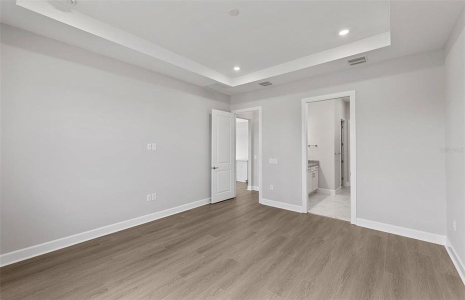 Spacious, unfurnished interior of a new home in Del Webb Catalina, Lakewood Ranch (Image 32).