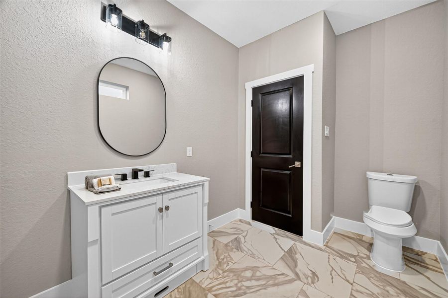 Furnished interior view inside a new home in , Angleton (Image 8). Furnished interior view inside a new home in , Angleton (Image 8).