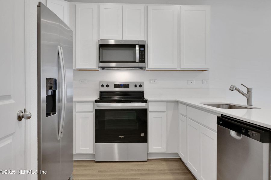 Furnished interior view inside a new home in Kasen Oaks, Jacksonville (Image 10).