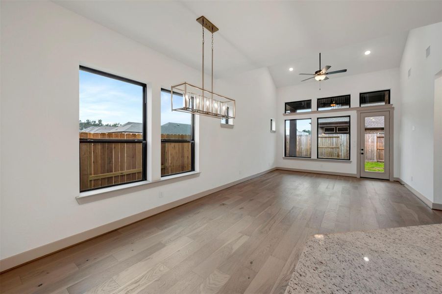 Spacious, unfurnished interior of a new home in The Highlands 40', Porter (Image 19).