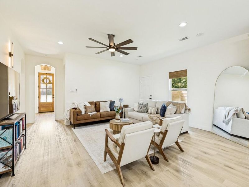 Furnished interior view inside a new home in , Boyd (Image 7).