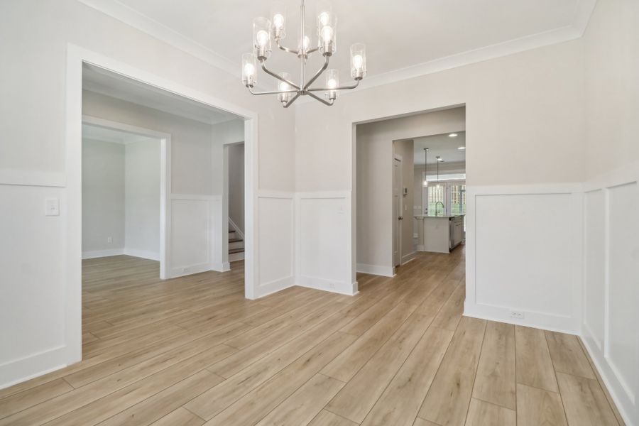 Representative unfurnished interior of a home built from the Sonoma II by Great Southern Homes in Edwards Ridge, Central (Image 13).