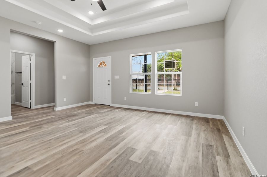 Spacious, unfurnished interior of a new home in , San Antonio (Image 21).