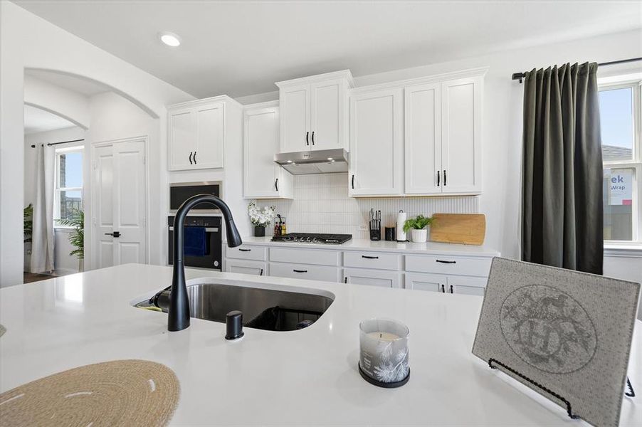 Furnished interior view inside a new home in , Venus (Image 32). Furnished interior view inside a new home in , Venus (Image 32).