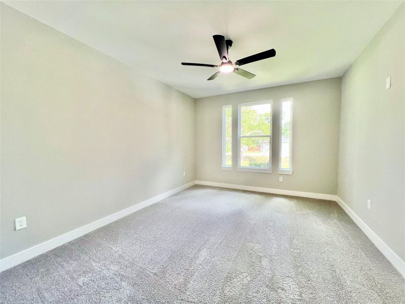 Spacious, unfurnished interior of a new home in , Santa Fe (Image 42).