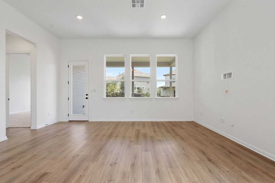 Representative unfurnished interior of a home built from the Waterville by Ashton Woods in The Trails at Carmel, Pflugerville (Image 61).