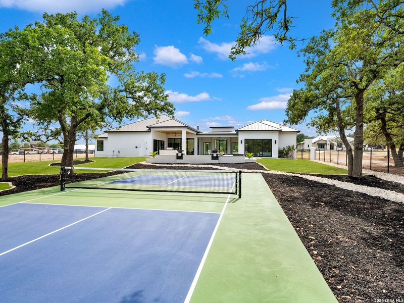 Community amenities in , Fair Oaks Ranch (Image 64).
