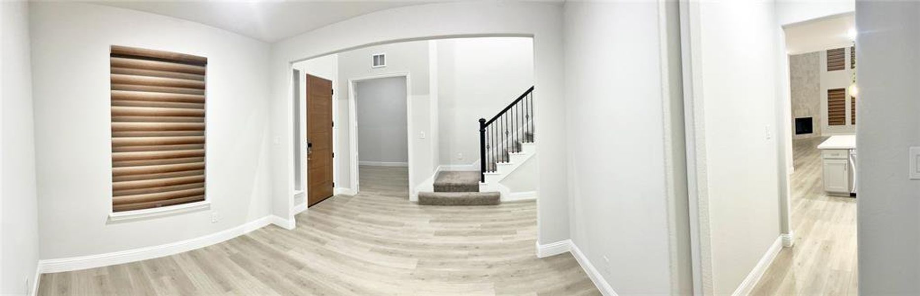 Spacious, unfurnished interior of a new home in Northlake Estates 65s, Little Elm (Image 34).