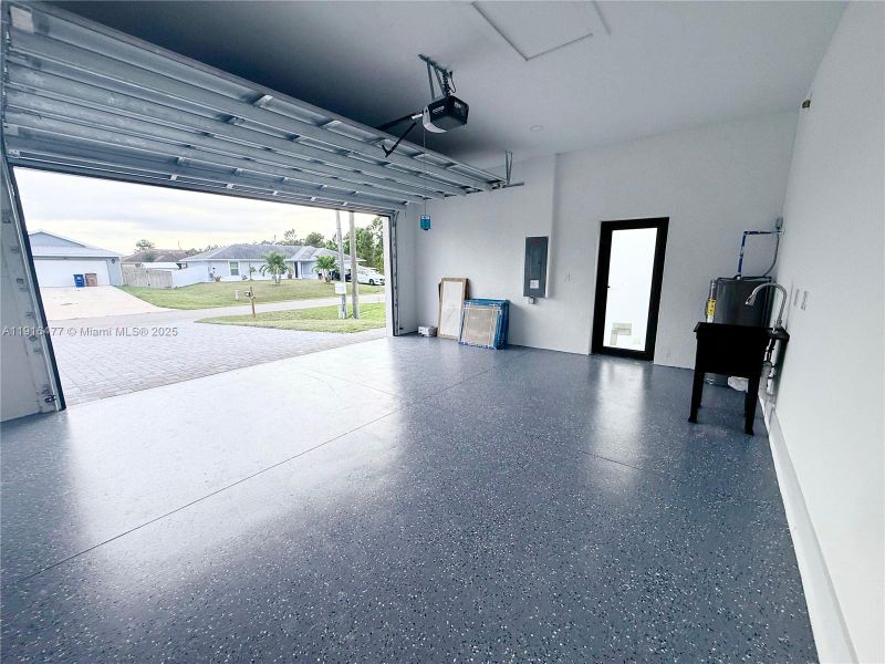 Spacious, unfurnished interior of a new home in , Lehigh Acres (Image 32). Spacious, unfurnished interior of a new home in , Lehigh Acres (Image 32).